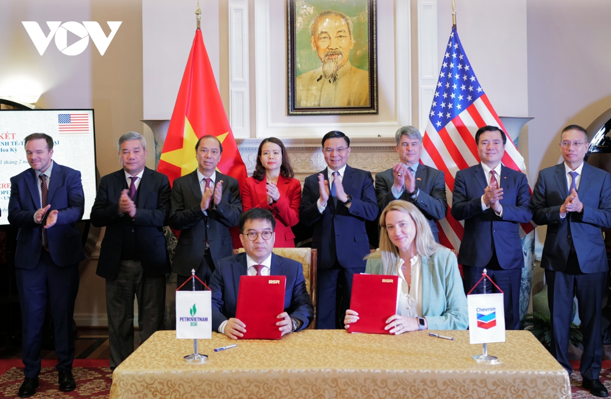 Vietnam and US firms sign energy cooperation deals